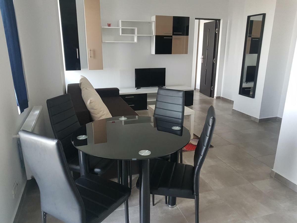 Summerhouse Apartments Mamaia Bagian luar foto
